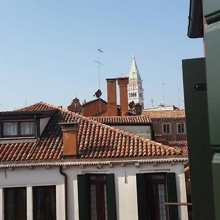 Monolocale Vicino San Marco Apartman Velence Kültér fotó